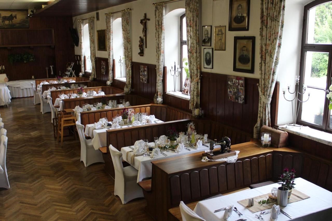 Hotel & Landgasthof Forsthof Kastl  エクステリア 写真